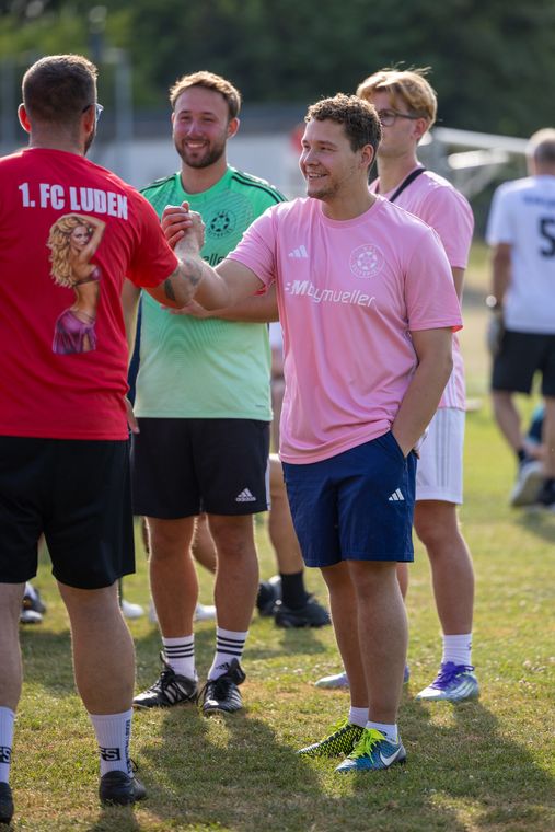 VfL Zeitspiel · Sportwoche & Elfmeterschießen Derichsweiler · Foto von @bymueller.media